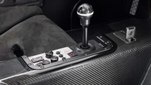 Is McLaren Really Bringing Back The Manual Gearbox?