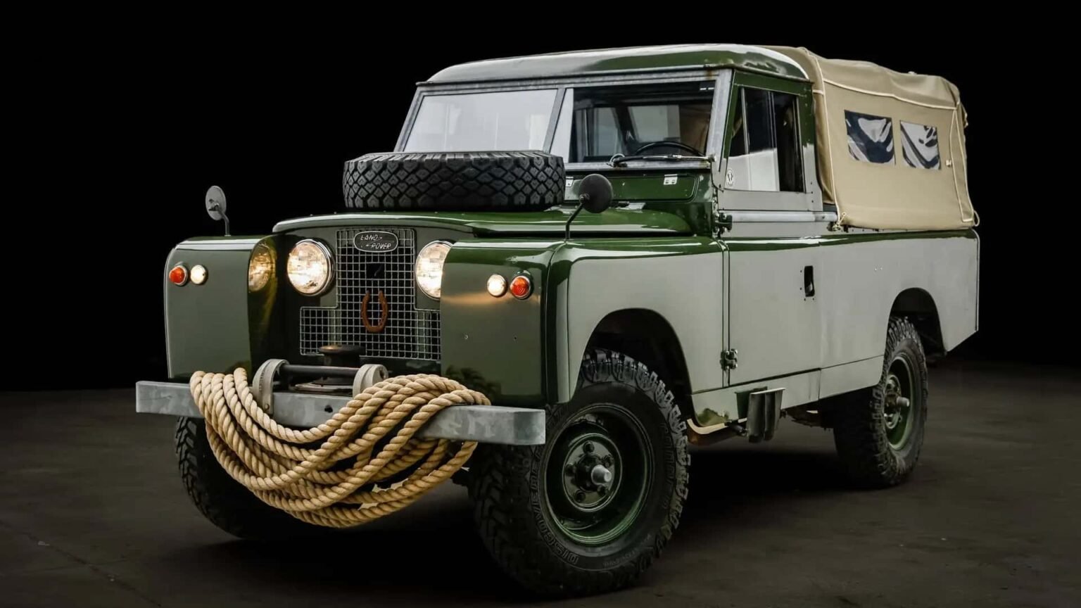 Daniel Craig’s Old Land Rover Hits The Auction Block