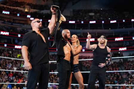 “Still very much injured” – Popular WWE star shares disappointing health update
