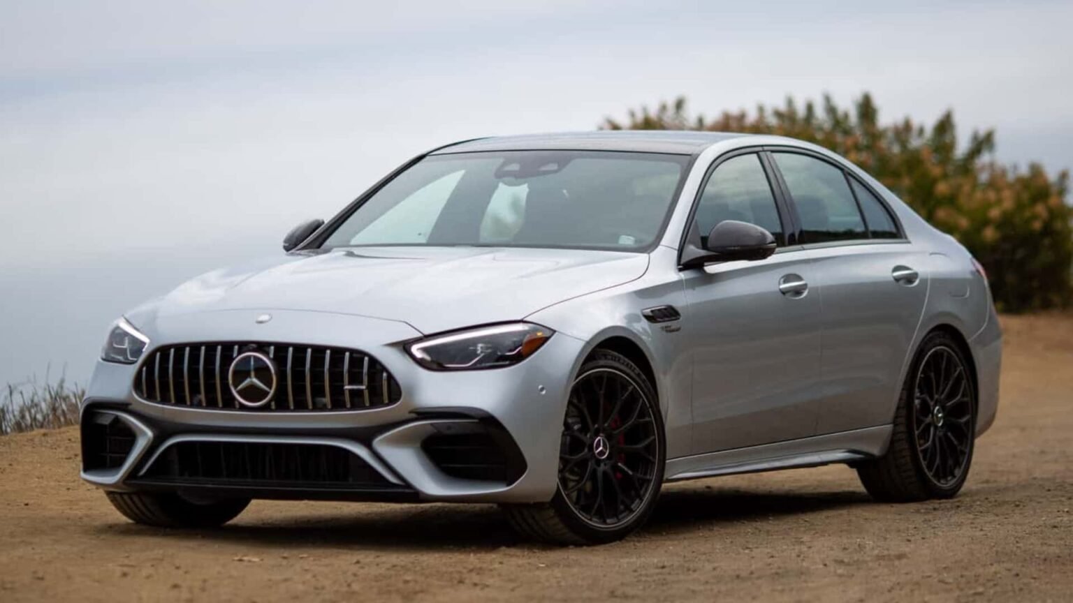 Mercedes Thinks The V8 Engine Will Be Around For Another Decade