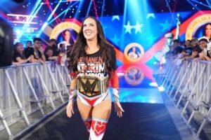 “Work through the pain, baby” – WWE legend claims Chelsea Green should work through injury