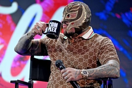 Rey Mysterio personally endorses 24-year-old WWE star; says he has “something special”