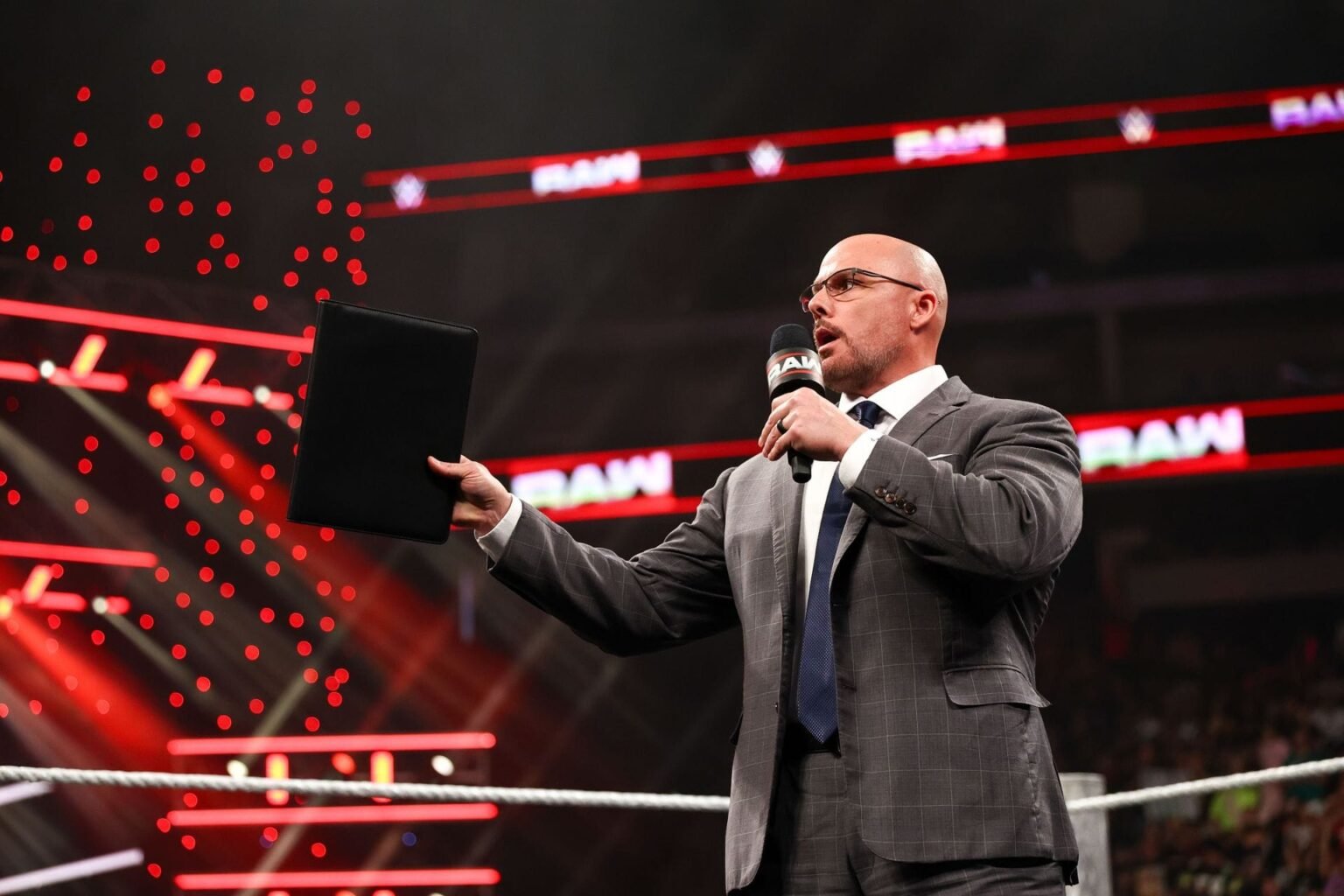 Adam Pearce officially confirms 13-time WWE champion’s return on WWE RAW