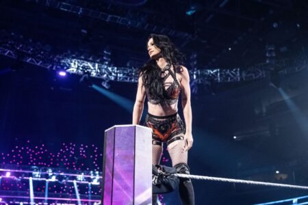 Paige calls 42-year-old WWE star a p**sy after what happened during SmackDown; she’s not happy