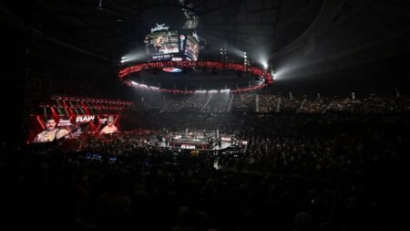 Controversial wrestler in talks with top promotion