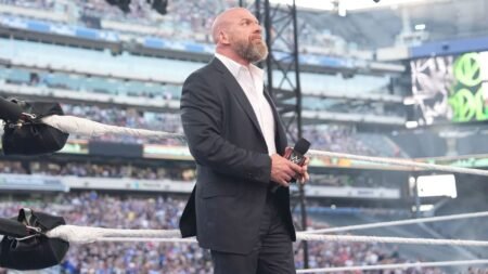 4 Signs That Triple H Has Given Up on 32-Year-Old WWE Star