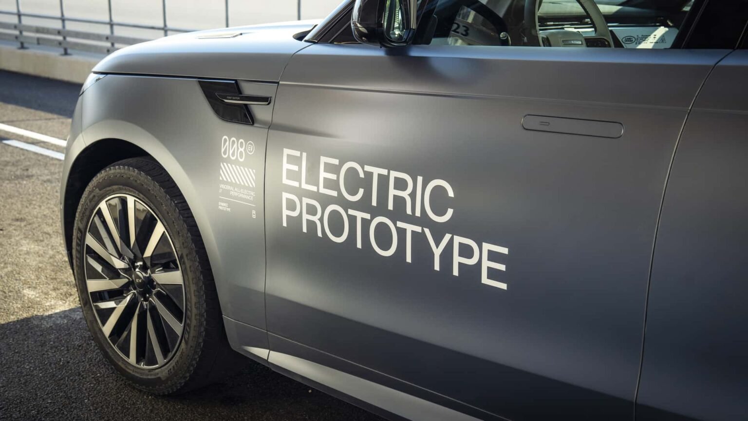 Land Rover Delays Next-Gen Defender Electric To 2030S