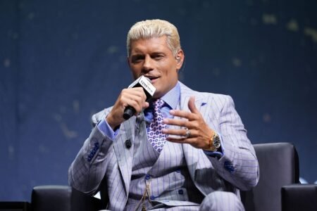 Beloved WWE Superstar apologises to Cody Rhodes