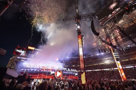 BREAKING: Major WWE star officially announces engagement