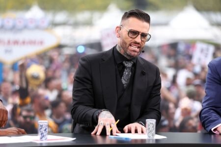 Corey Graves Apologizes After Sudden Issue at Recent WWE Show
