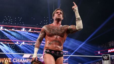 CM Punk eyes history-making milestone with huge win on WWE SmackDown