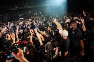 “Respect everybody’s privacy” – Female star says there needs to be a line between fans and WWE Superstars