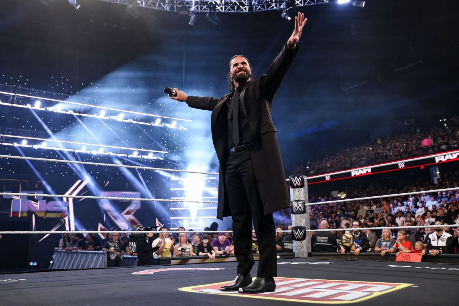 WWE Live Event Results: Seth Rollins returns and aligns with two former rivals, Oba Femi gets retribution, Four title matches (Quito, 09/10)