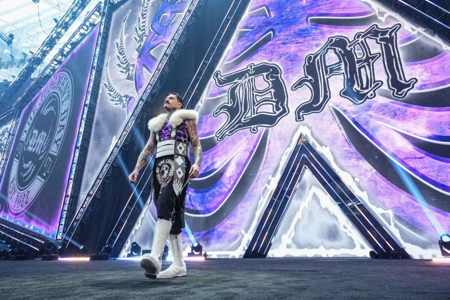 Dominik Mysterio arrives at TripleMania in style ahead of career-changing title match