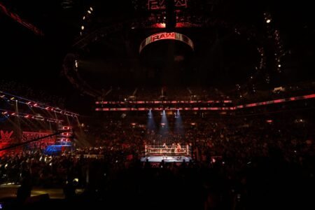Major star spotted at WWE RAW